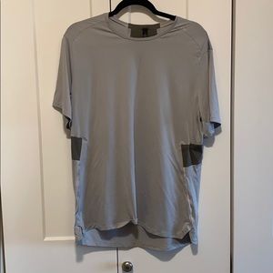 Men’s lululemon althetic tee